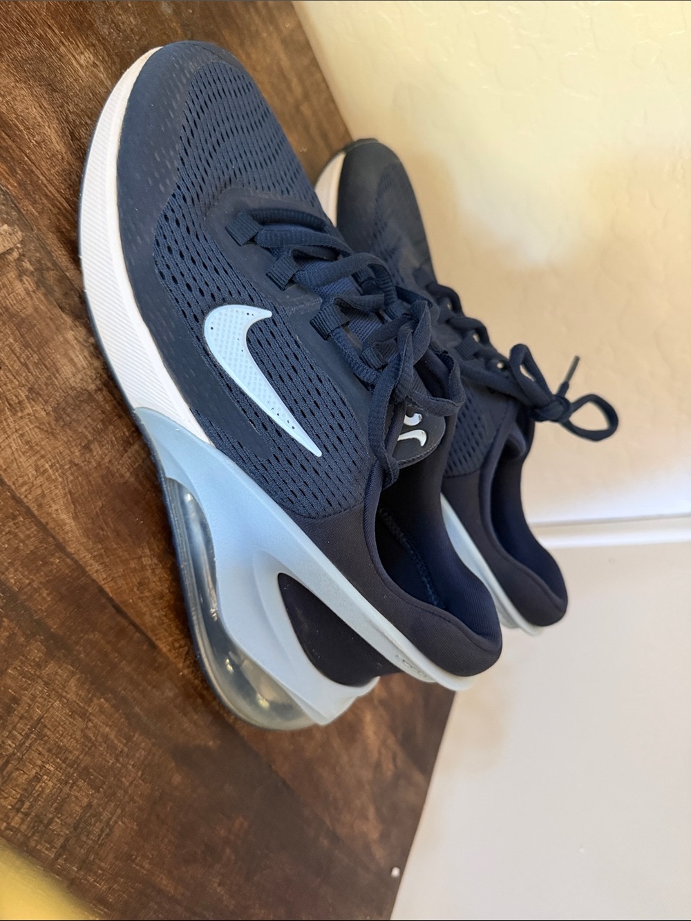 Nike Air Max 270 Youth 5.5Y Navy / Light Blue Sneakers women 7